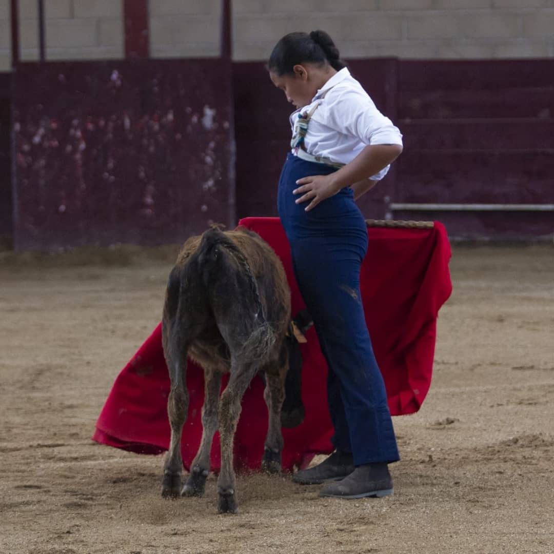 ATaurinosSanse's tweet photo. Nuestras chicas haciendo lo que más le gusta,Carla Martín y  Lidia García https://t.co/fmF0IOzfGt