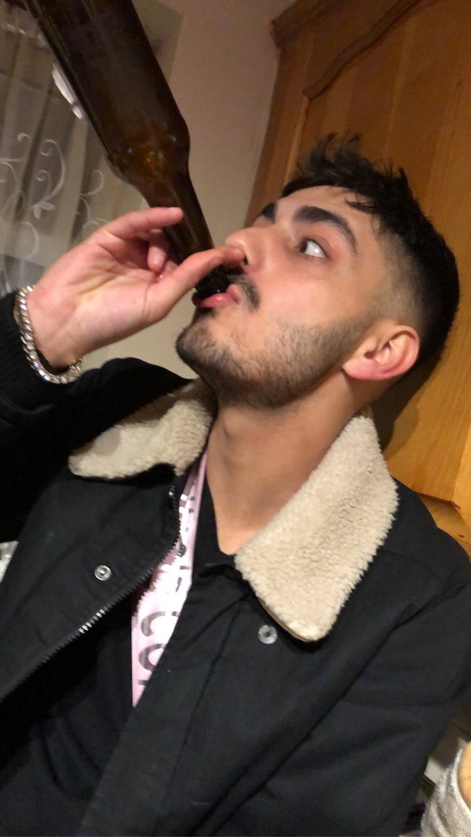 Luke_Utting's tweet photo. @__ConnorG happy birthday bro 🥳🥳 https://t.co/5xr1zkofRa