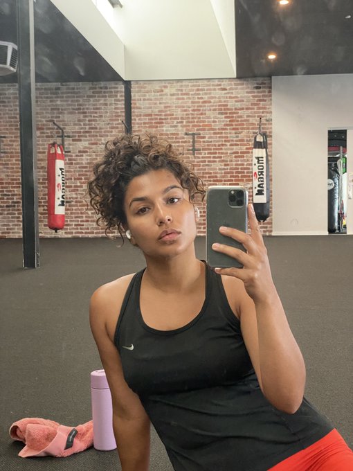 Watch Rubi Valentine's leaked NSFW photo on TwXstars