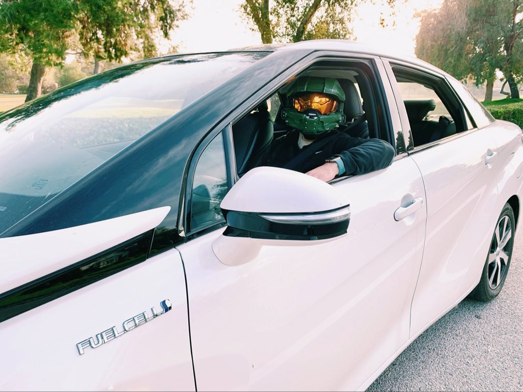 stratosshare's tweet photo. We hope all of our renters had a safe and happy Halloween 🎃 https://t.co/VqasErkYN5