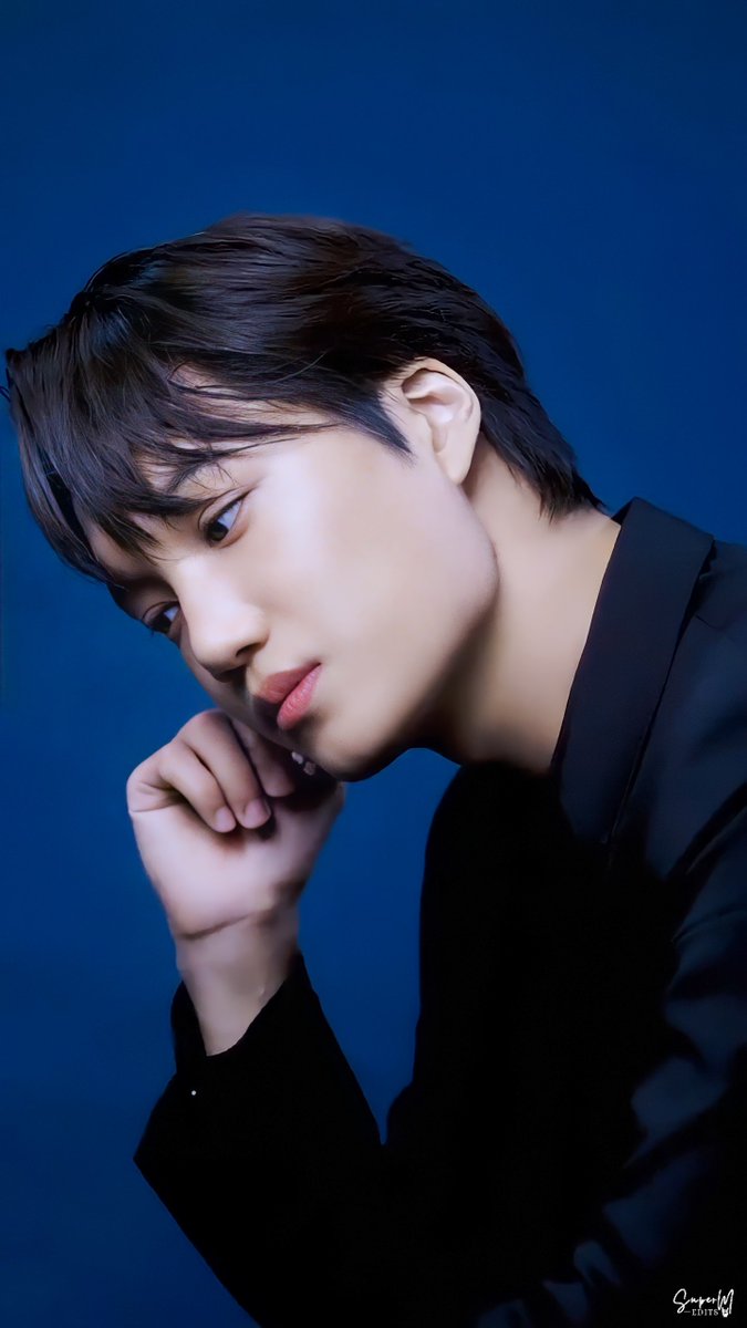editsuperm's tweet photo. 211101 #KAI [EDITS] 
ㅡ 2022 EXO Season's Greetings Concept Trailer ♡ https://t.co/yA3jEVDNJT