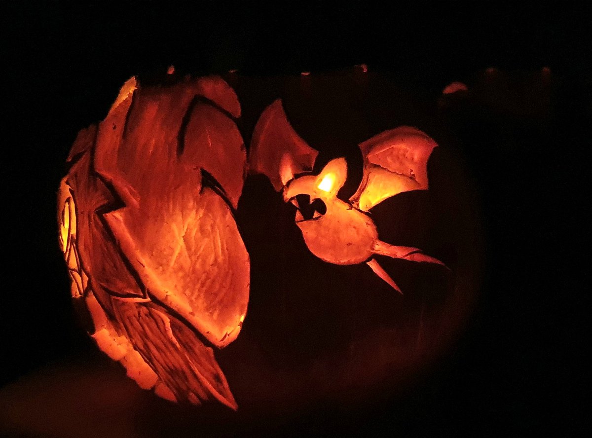FoxtrotTrouble's tweet photo. Enjoy my pumpkeen too. https://t.co/w3qOz5Jox6