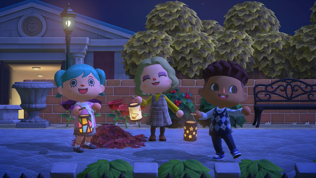 🆕新アイテム「てもちランタン」

本日から11月11日の期間限定でたぬきショッピングより購入可能だなも〜！

とっても綺麗な色合いで素敵だなもね✨

#あつ森　#どうぶつの森 
#ACNH #AnimalCrossing