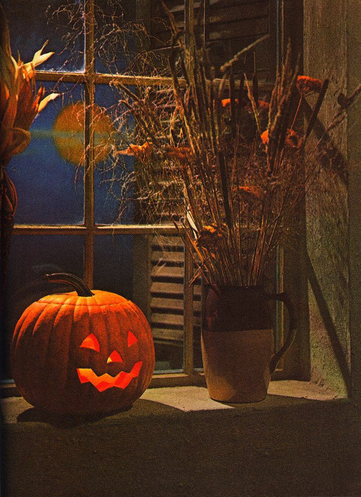 Techagesite's tweet photo. Halloween scene
#Halloween #jackolanterns https://t.co/xuFJO6iARC