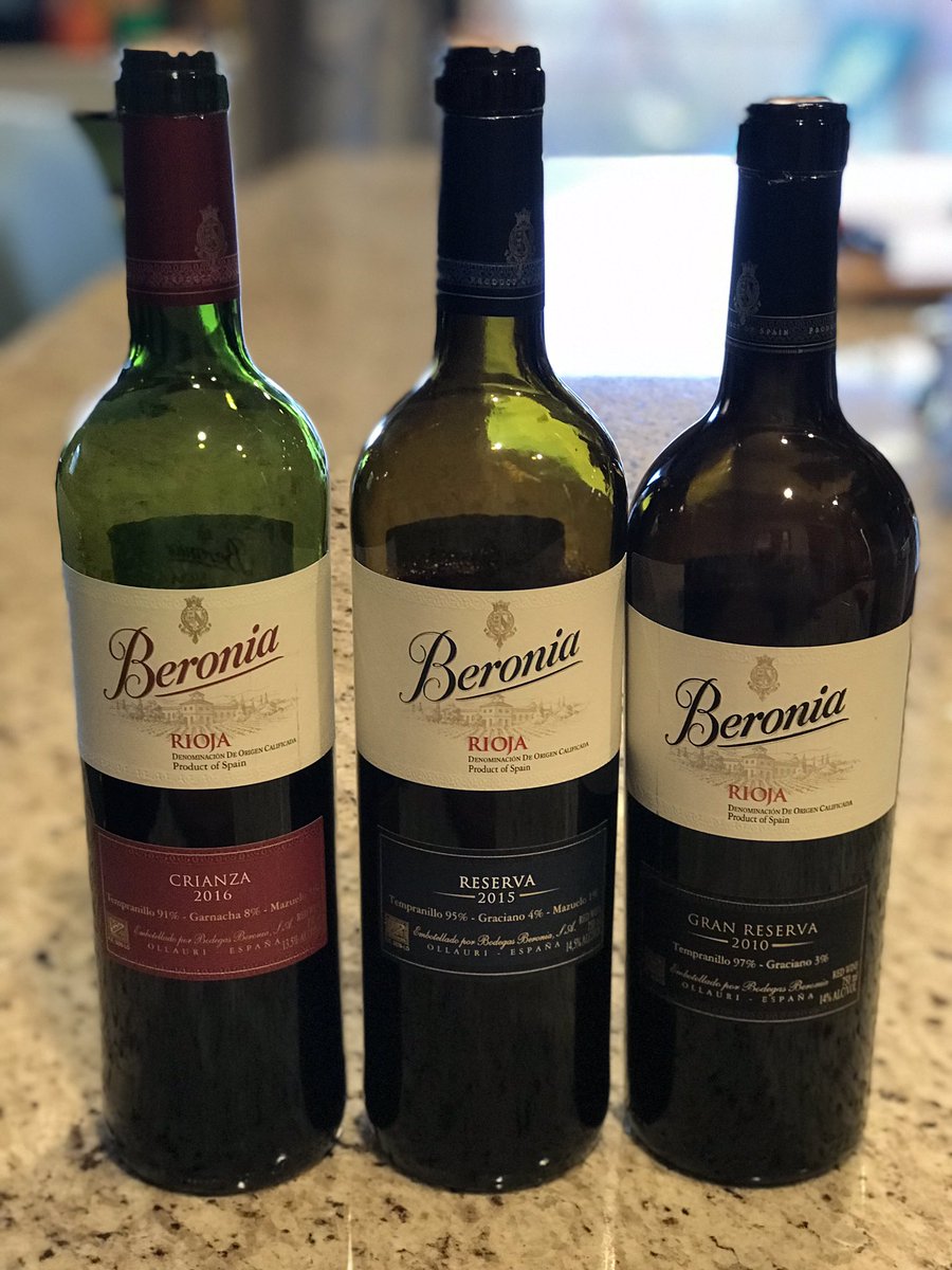 ExploreTheGrape's tweet photo. Had a great tasting session this weekend with some friends and got a chance to try this fantastic trio of @BeroniaWines
#rioja #explorethegrape #winelover https://t.co/noFTDa9ODc