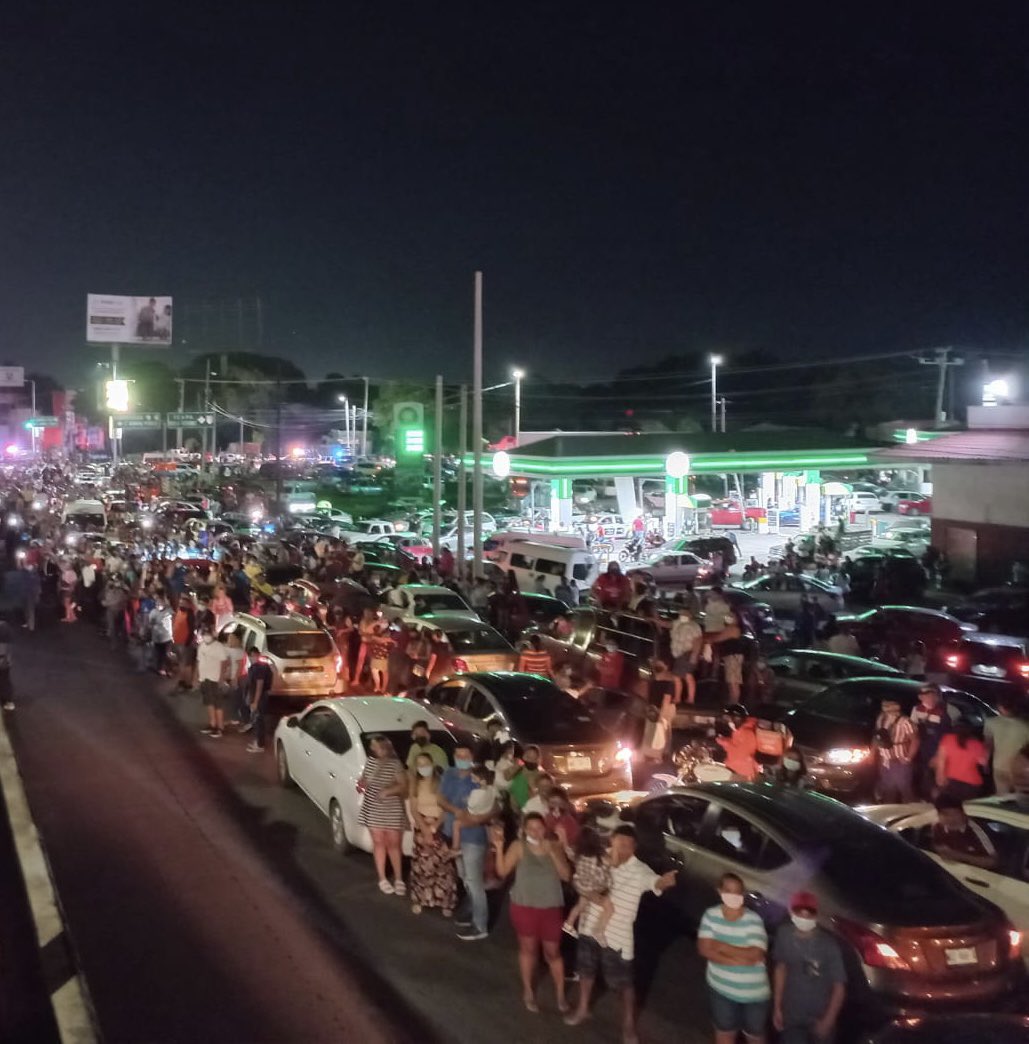 CerebrosG's tweet photo. Así las cosas en Tabasco, México por la muerte de Octavio Ocaña. https://t.co/E9EaYFfDLF
