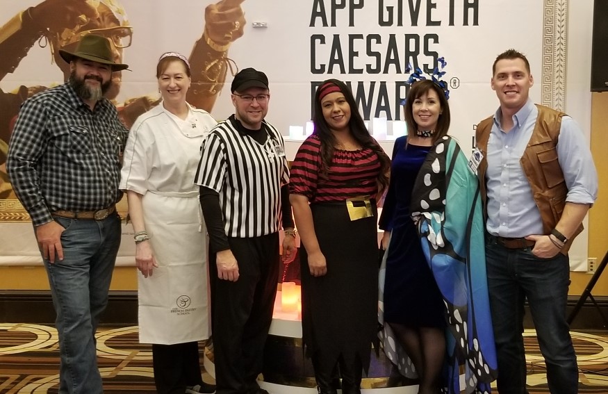 HorseshoeHammnd's tweet photo. Happy Halloween from your Horseshoe Hammond family!
#TeamMemberFun #FamilyStyleService #TogetherWeWin https://t.co/fYojlCeNIk