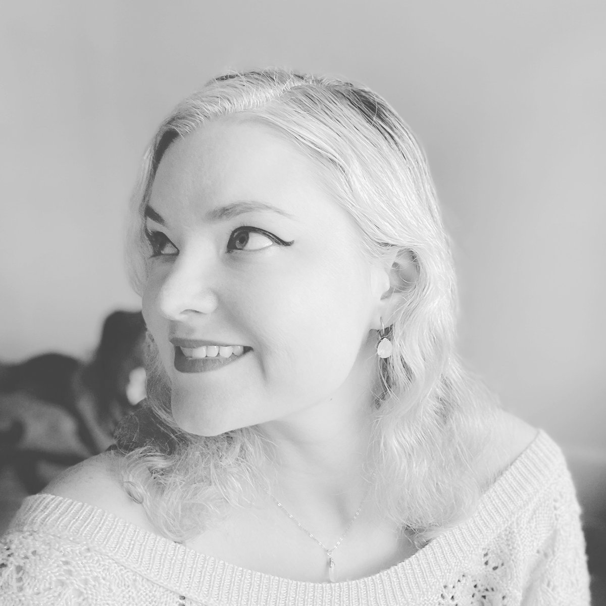 EthicalAbode's tweet photo. Happy Sunday!
🌱If you love liquid eyeliner I highly recommend Zerra & Co.! Their eyeliner comes in plastic-free glass packaging ❤️ Use the code: ETHICAL20 to receive 20% off on their website.
https://t.co/lMpGMwM8Hy
#ethicalabode #eyeliner #makeup #eyeshadow #beauty https://t.co/fgB5Vb8CbB