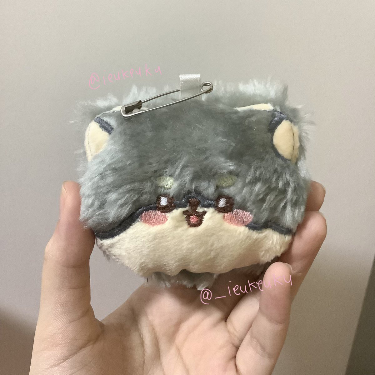 __ieukeuku's tweet photo. ตุ๊กตาน้องยอนทัน ซื้อมากจากงาน exhibition #LOVETELEPATHY ของบ้าน @.savemekth_th
🐶280 บาท รวมส่งลทบ.
#ตลาดนัดบังทัน #ตลาดรถไฟบังทัน https://t.co/IqWn8zMP0u