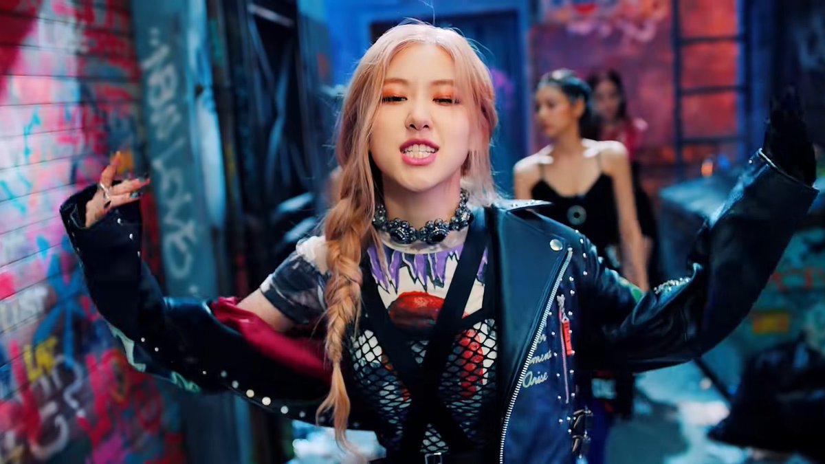 pinkprintgirls's tweet photo. PINKPRINT - KILL THIS LOVE M/V (Screencaps)
#SOLOSHOTS 📸
#PINKPRINT_COMEBACK https://t.co/cG9Cm1zzBe