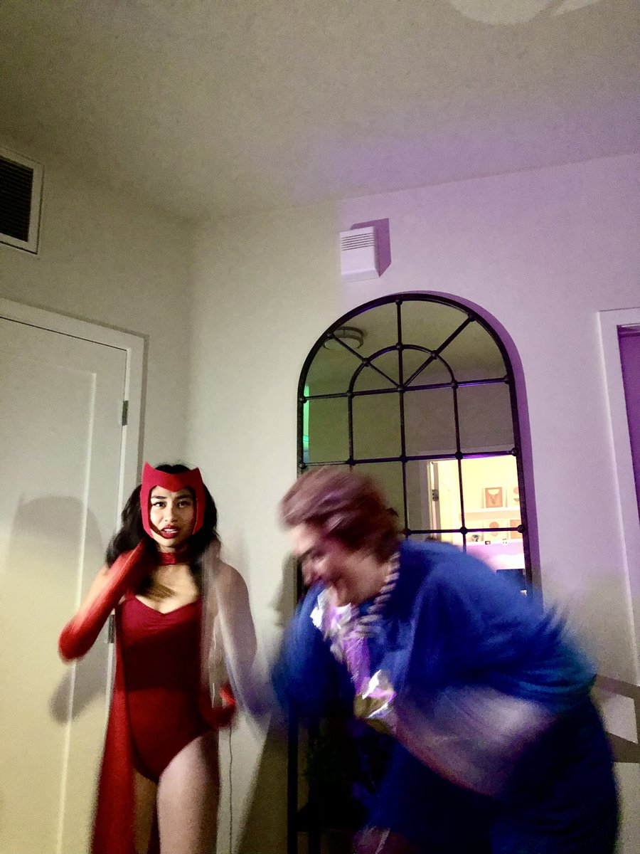 McCornonthecobb's tweet photo. @KVenturaCounty and I finally did a couples costume https://t.co/BbKqLVINYP