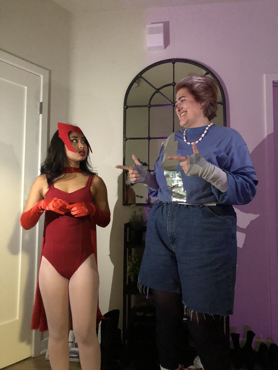 McCornonthecobb's tweet photo. @KVenturaCounty and I finally did a couples costume https://t.co/BbKqLVINYP
