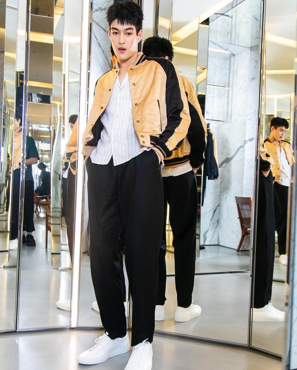 kratinggfanpage's tweet photo. KratinggFanPage - 01112021
IG : krating.official
YSL SAINT LAURENT #yslthailand #ysl
Krating : @KRATINGGG
Agency : @KRATINGGG
Photographer : bug_sueb
Make up : d_deaw_d
Hair : prieo
#agency #kissmodels #kissmodelsbkk
#กระทิงขุนณรงค์ #kratingg
#KratinggFanPage https://t.co/xBTpocxSEQ