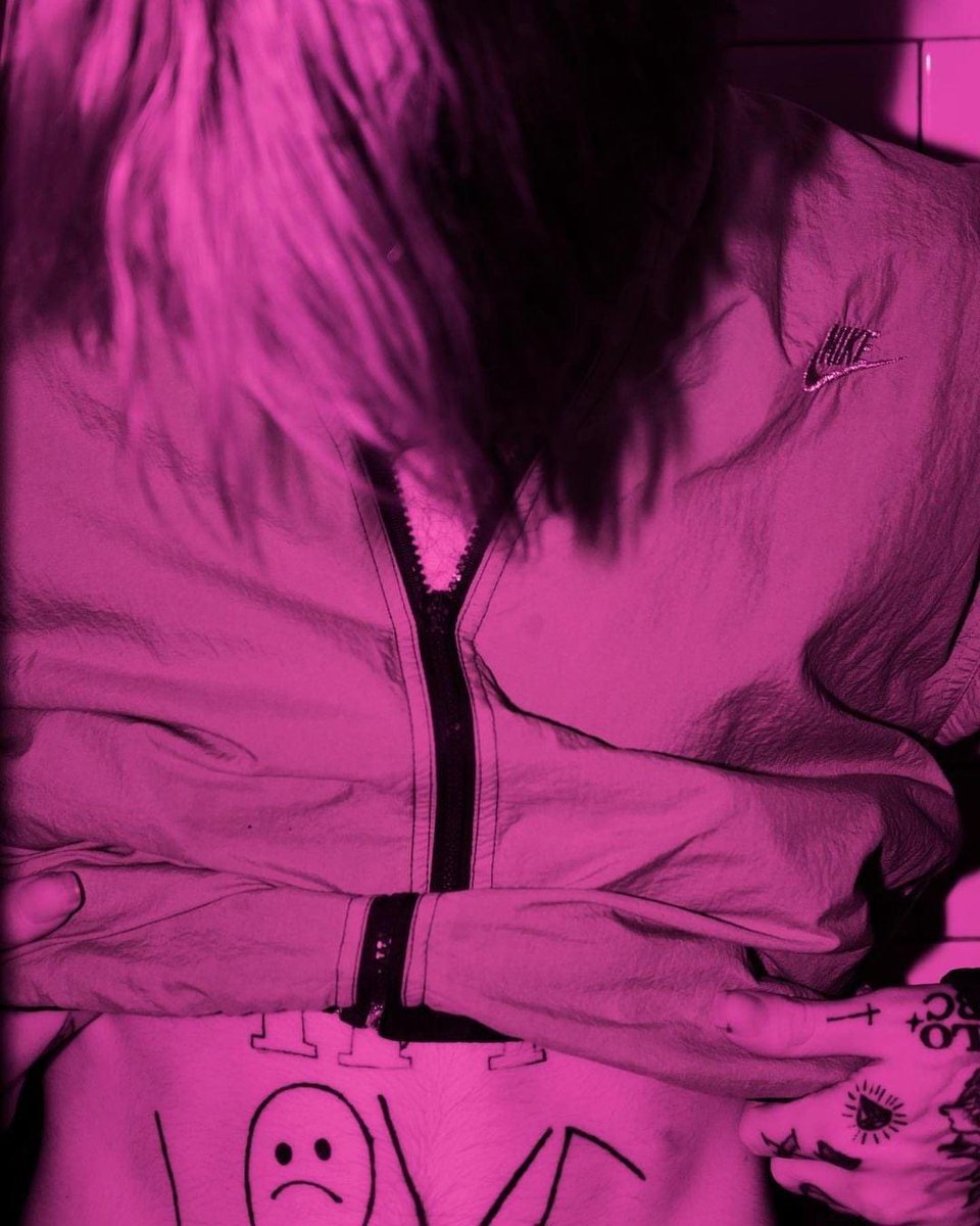 LilPeepCharts's tweet photo. Happy Birthday, Gus. We all love you and miss you! ❤️

HAPPY BIRTHDAY PEEP https://t.co/J36IPf4BnJ