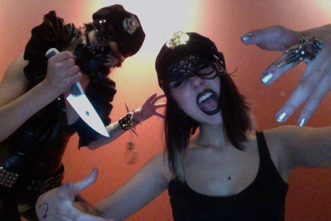 IamKrewFan's tweet photo. Happy Halloween #KrewFam! https://t.co/nyFHvPBny4