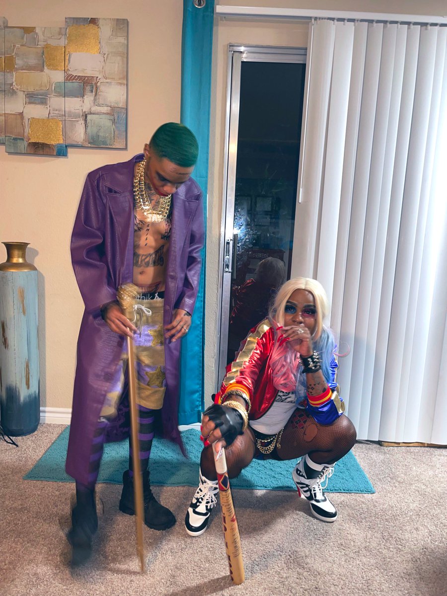 theDuragGawdd's tweet photo. Iβm gonna let yβall finish but #JayMeka won #Halloween 2k21 π
#HarleyQuinn #Joker π
#SuicideSquad πΏ
#NailedIt π¦ΎβοΈ #WeWon π https://t.co/9xfWrysMnK
