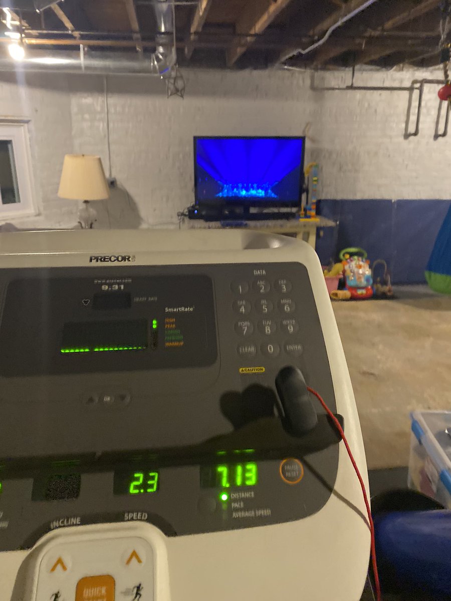josephlev's tweet photo. Thanks for a great first set. Broke in our treadmill!! #phish https://t.co/klrgrYtkn6