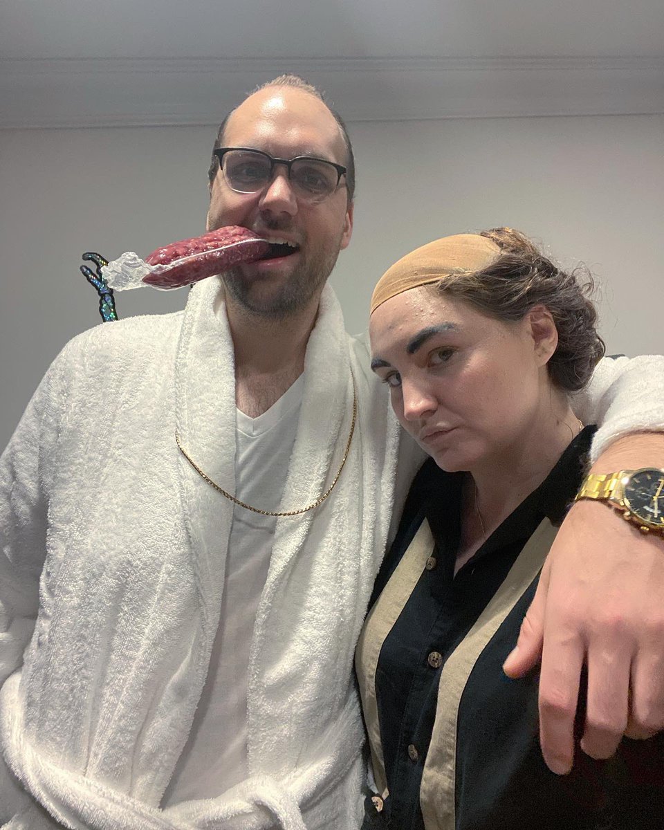 nrorart's tweet photo. We work in waste management consulting 🤌🔫
#TheSopranos @HBO https://t.co/PqZH3HvfKv