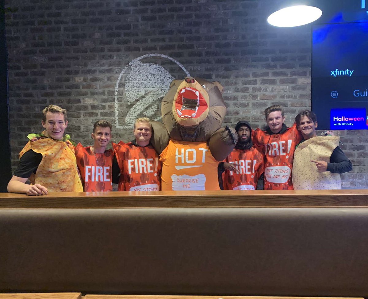 ItsDeyon's tweet photo. @tacobell 🌮🧸 came thru https://t.co/AX07vw7RqM