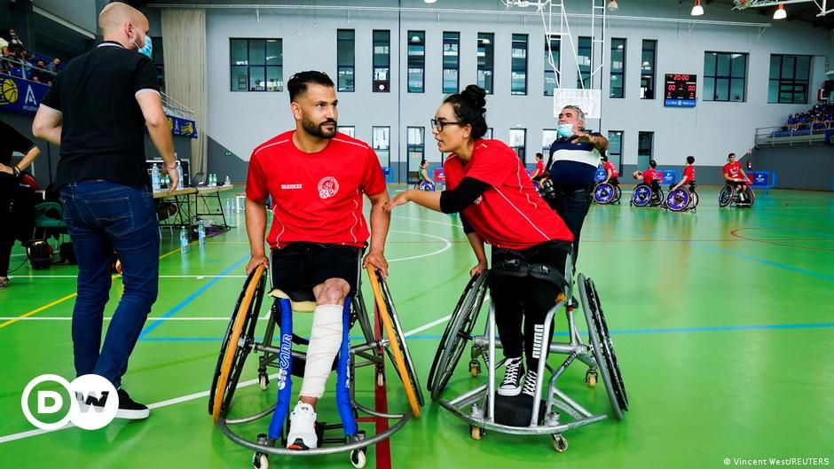 PPParasports's tweet photo. After the #Taliban seized power in Afghanistan, #Paralympic #wheelchairbasketball player Nilofar Bayat and her husband are now living in the Spanish city of Bilbao. #adaptedathelete #adaptedsports #inclusion 
https://t.co/ovlqHfq7WV https://t.co/jpmbjDSEsd