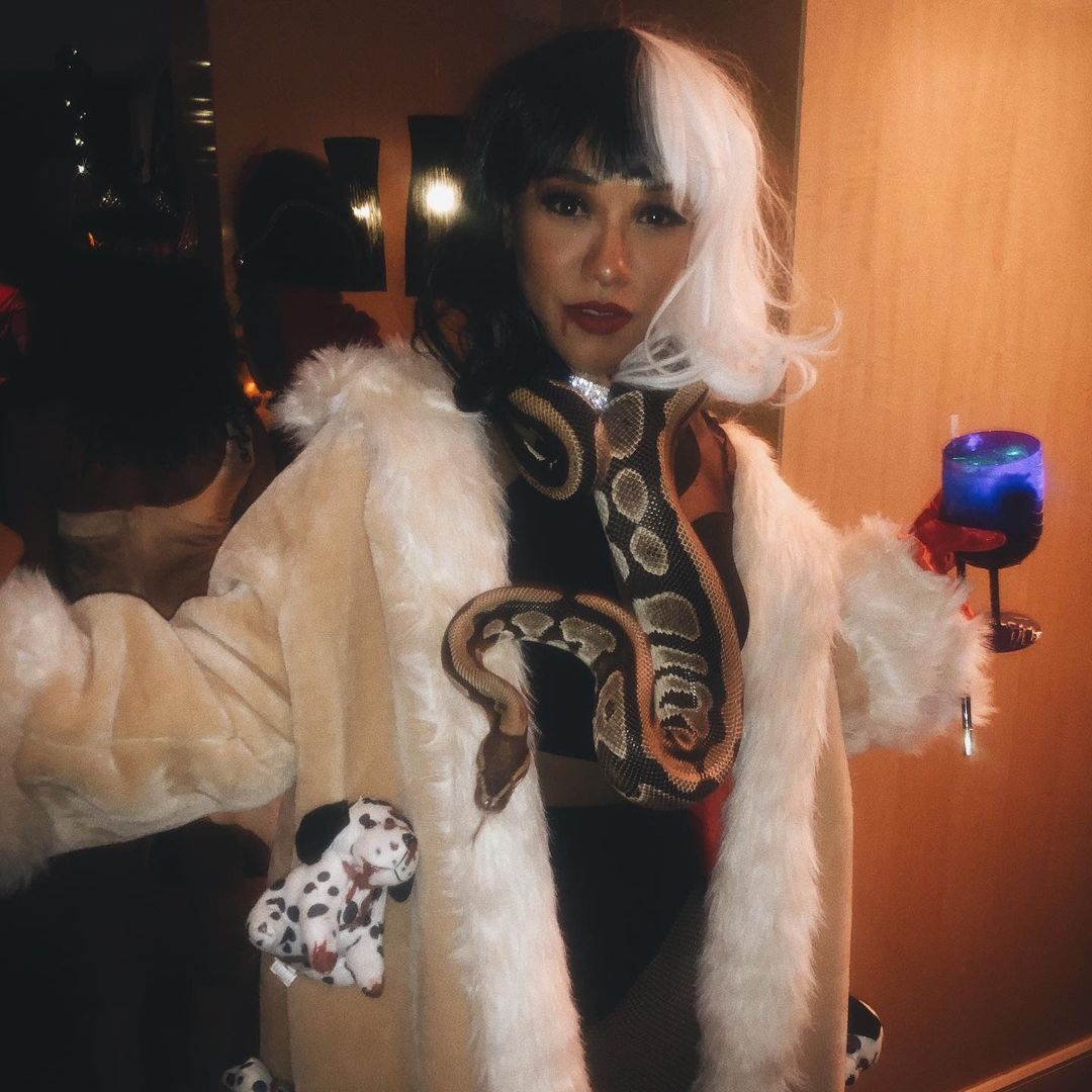 thinkercandicep's tweet photo. 2019, 2020 and 2021 halloween https://t.co/ie0mEezdqe