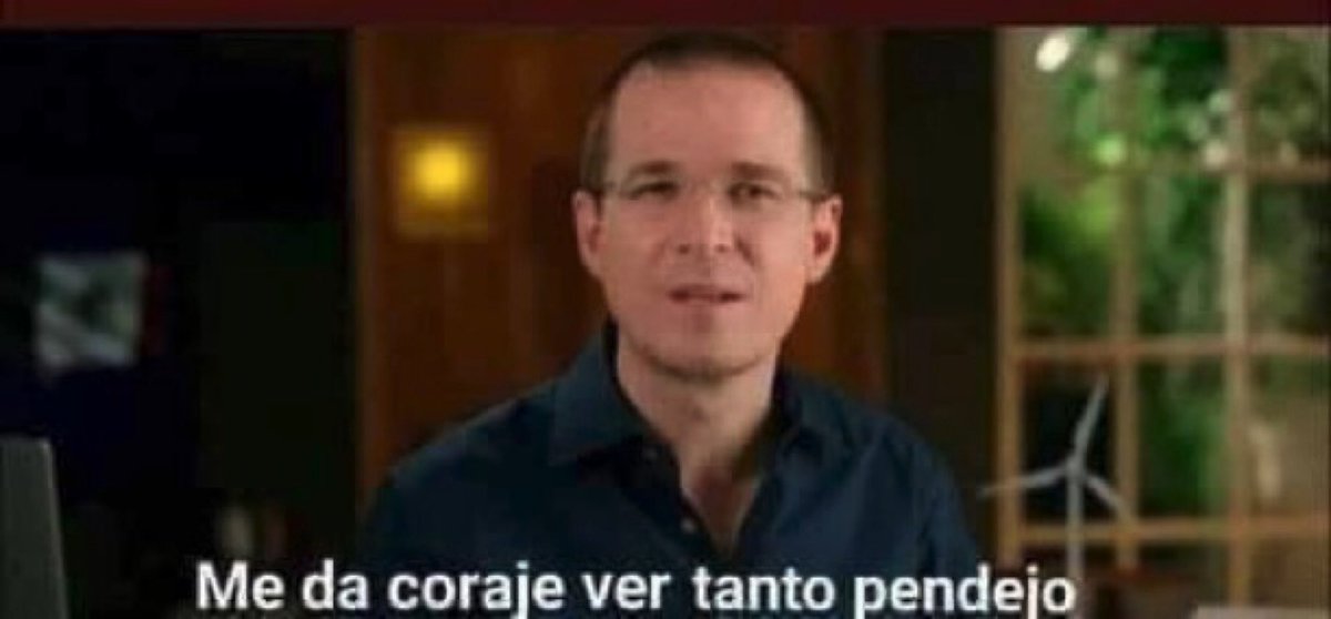 ms_camara21's tweet photo. Cómo Octavio Ocaña se va a disparar, tirar la pistola, agarrarse la cabeza y volver a agarrar la pistola con una bala en la cabeza. ¿A quién chingados le quieren ver la cara? Pinches ojetes, pinché país de mierda.

#JusticiaParaBenito https://t.co/T29Ji0kC36