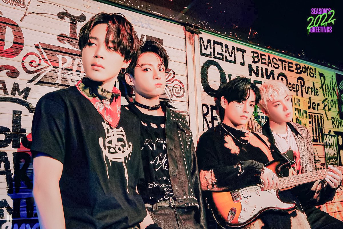 lovebythem's tweet photo. them♡
#JIMINJIMIN #JUNGKOOK #TAEHYUNG #JHOPE #AlleyCatJimin #actiontaker #FateReader #mysticstrategist #2022seasongreetings #BTS @BTS_twt
edited by me. https://t.co/hiDcCfEY3o