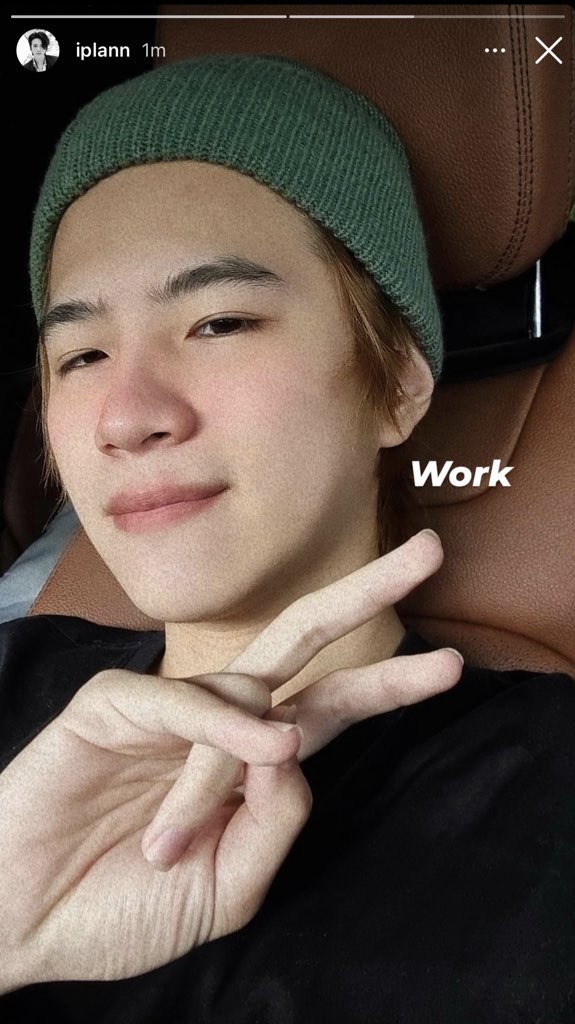 GrowingUPwPlan's tweet photo. Plan’s IGs Update: 211101

Work Work Work ‼️✌🏻

#คนของแปลน #PlanRathavit https://t.co/O4Zp8XD1g0