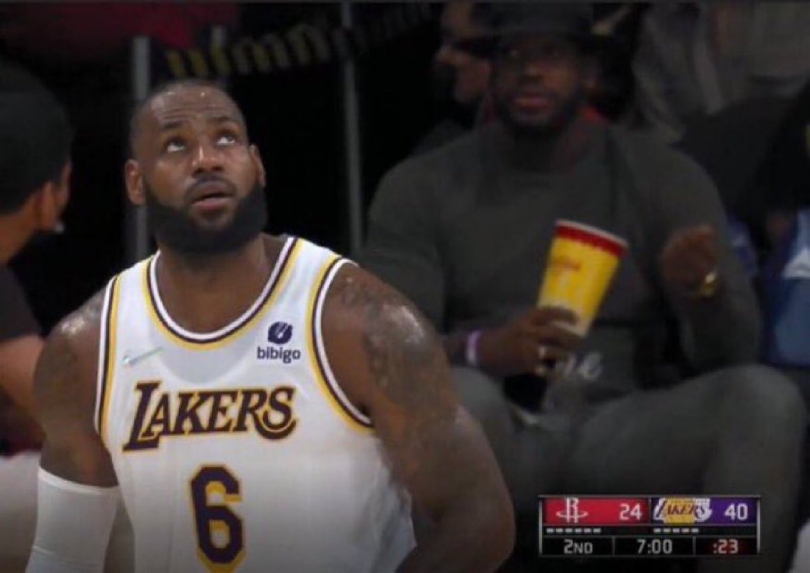 LeBron figured out time travel. MJ could never. Year 19.
