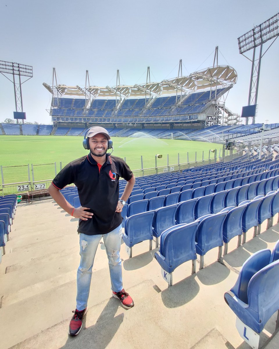 QuidichTech's tweet photo. Choose a job you love and you'll never have to work a day in your life.
#LifeAtQuidich 
...
#quidich #quidichindia #buggyqam #spatio #droneAR #drone #mondaymotivation #monday #worklife #enjoylife #t20 #T20WorldCup #throwback #CricketTwitter #cricket #cricketfans https://t.co/OYiYntJyrO