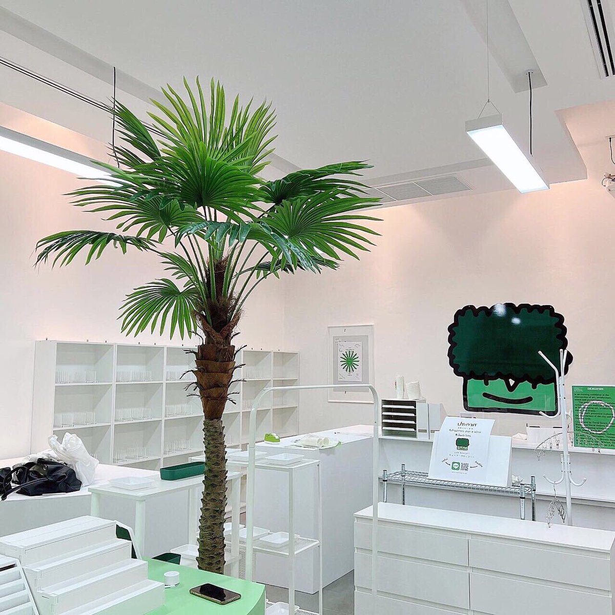 brownbe27190275's tweet photo. เปิดพรุ่งนี้จ้า @cubebroccoli 🥦 สาขาน้องใหม่ล่าสุด เซ็นทรัลโคราชชั้น 1 ฝั่งเดียวกับ Uniqlo #รับสมัครฝากขายสินค้า #carrotklomklom มายกระดับผลงานการออกแบบของคนไทยให้ไปไกลมากยิ่งขึ้น กับ บริษัท แครอท กลม กลม 🌴🌴🥕🥕
#reviewkorat #รีวิวโคราช #เมืองย่าโม #cubebroccoli https://t.co/x0gMmov9Zr