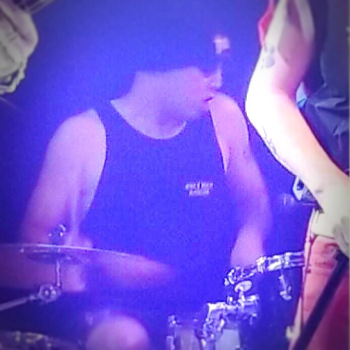 tomas69b's tweet photo. 色んなThunder⚡️support🥁✨
の僕です…あんま変わらんなw
楽しかった⚡️
#blackmarket #seventhfeat9th #selecters #nitrox #music #rock https://t.co/3hKfh51rpD