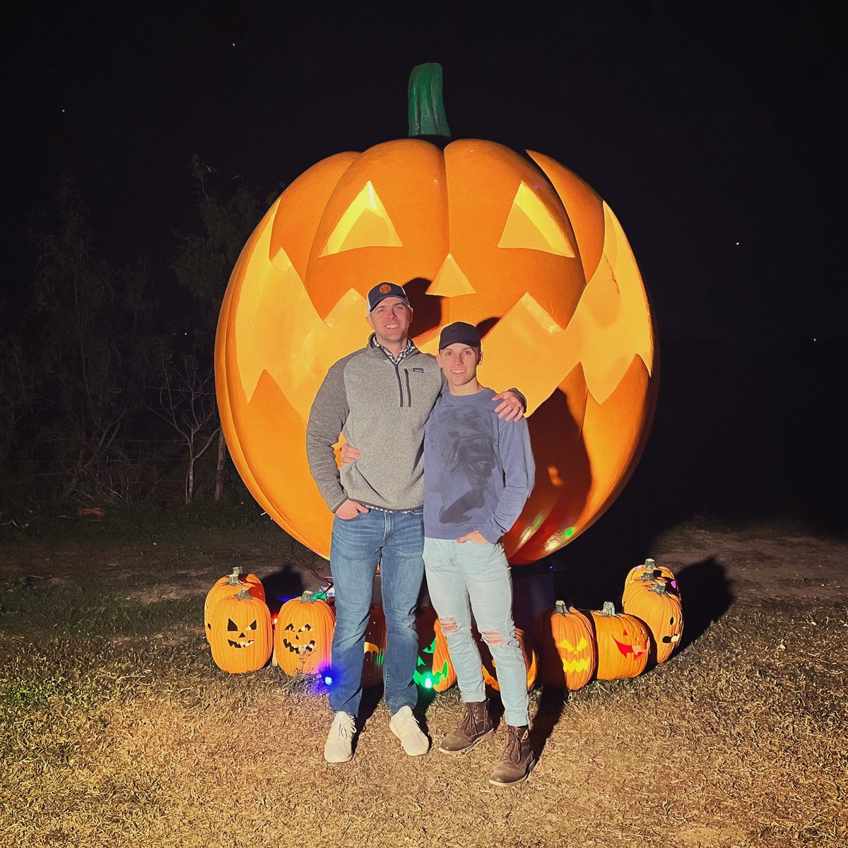 wheninrohm's tweet photo. Pumpking of my heart, body, and ghoul ๐ #HalloweenTaylorsVersion #KOMH https://t.co/jskQRkFjvL