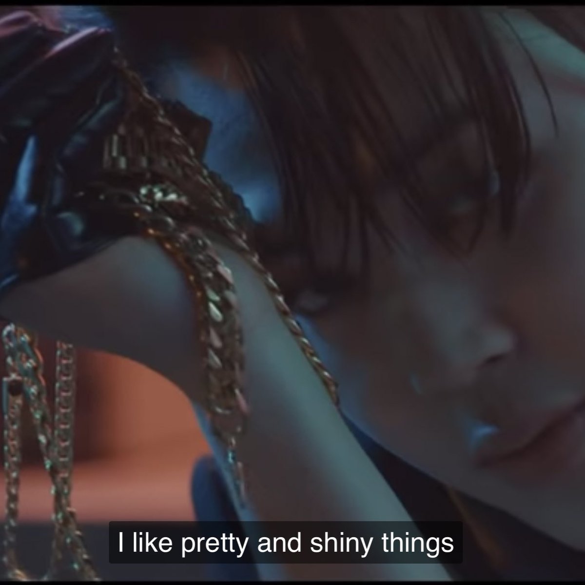 JJWithBangtan1's tweet photo. LA concert goers take note. Perfect eye-catching concert dress found. Snag yourself an alley cat. #PrettyShinyThings https://t.co/iEw0WwVnFt