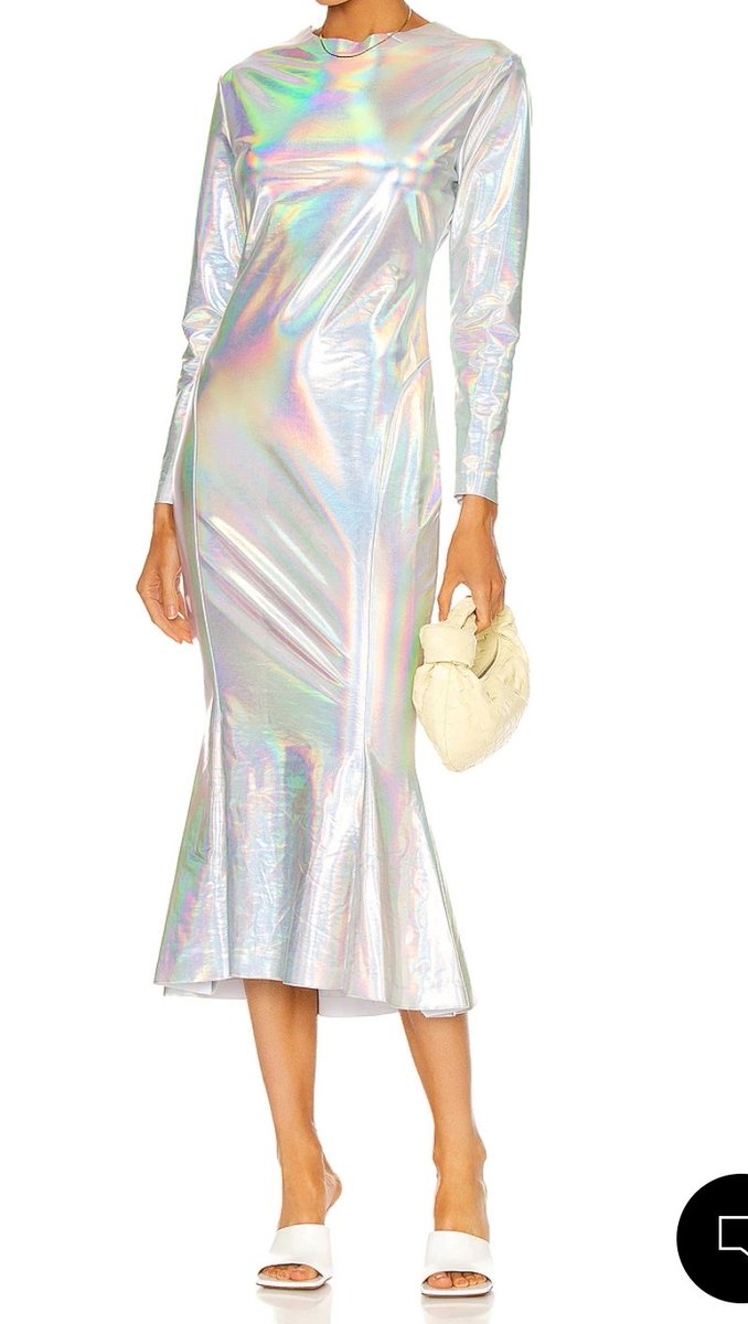 JJWithBangtan1's tweet photo. LA concert goers take note. Perfect eye-catching concert dress found. Snag yourself an alley cat. #PrettyShinyThings https://t.co/iEw0WwVnFt