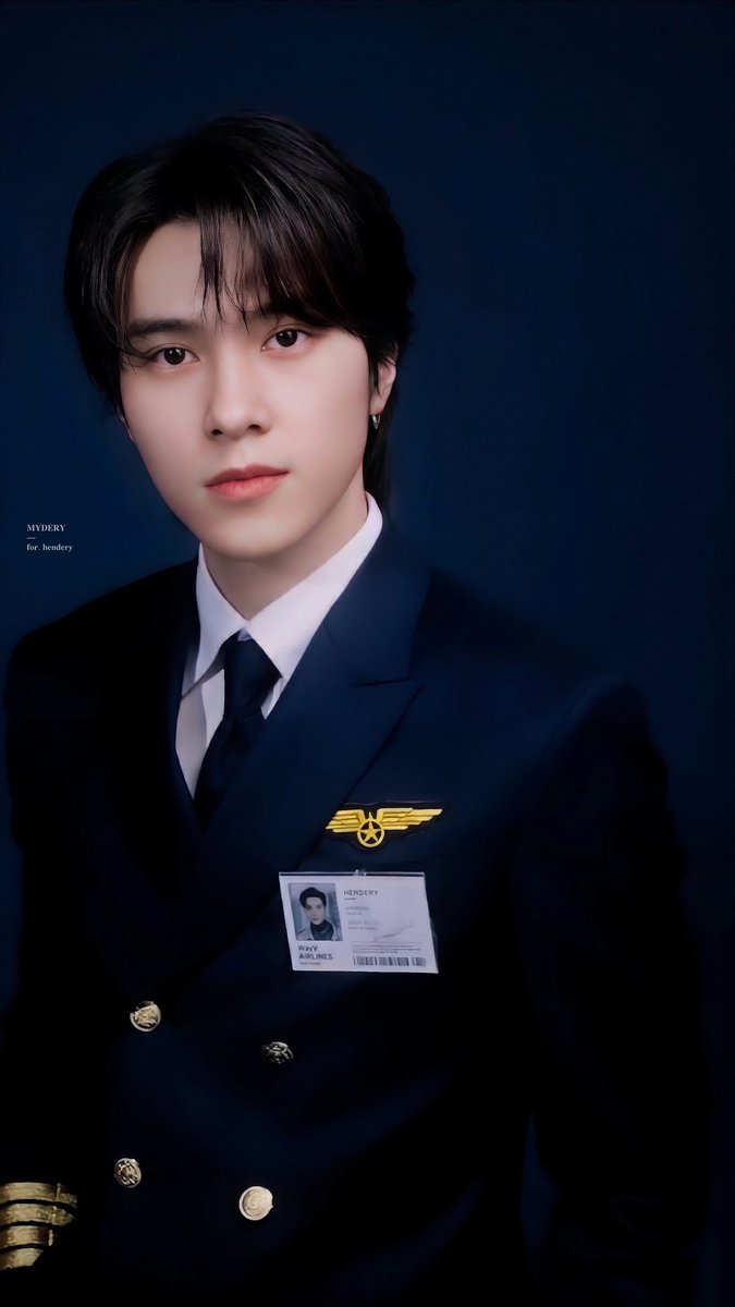 formydery's tweet photo. 2022 WayV SEASON'S GREETINGS CONCEPT TRAILER 🤍

#HENDERY #黄冠亨 #헨드리 #WayV #WeiShenV #威神V https://t.co/7KMooX2xTu