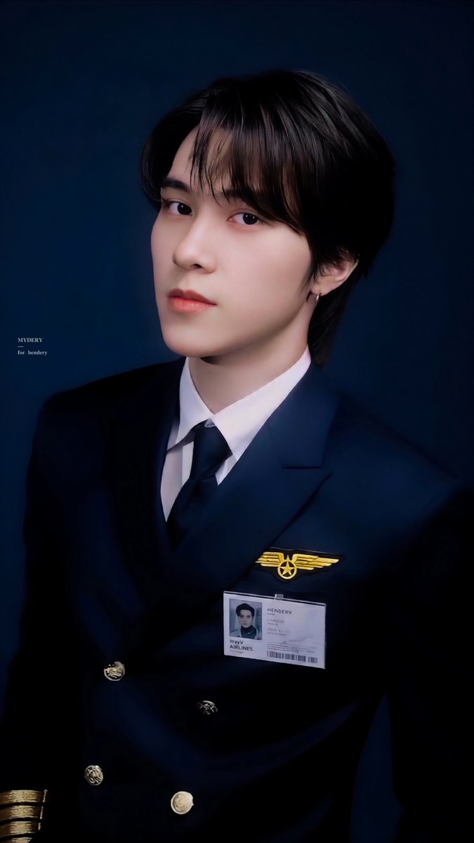 formydery's tweet photo. 2022 WayV SEASON'S GREETINGS CONCEPT TRAILER 🤍

#HENDERY #黄冠亨 #헨드리 #WayV #WeiShenV #威神V https://t.co/7KMooX2xTu
