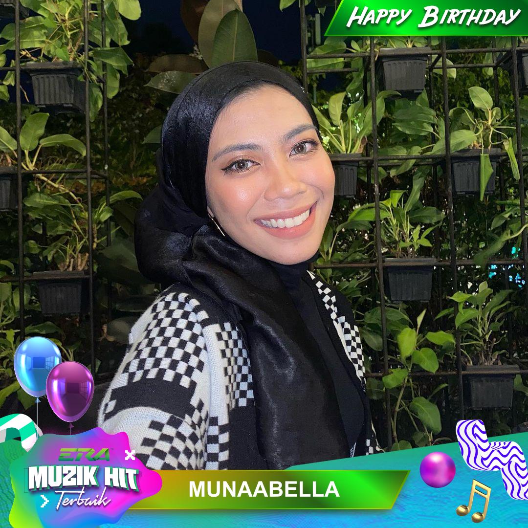 ERAdotje's tweet photo. Happy birthday @Munaabella Semoga terus kekal awesome dan cantik selalu π₯°π₯° Nanti kalau ada oppa bagitahu tau! Teruskan strim #HitERA dan #HallyuERA bersama @Munaabella
#sharERA #HitERA #HallyuERA https://t.co/wyyDJXoud1