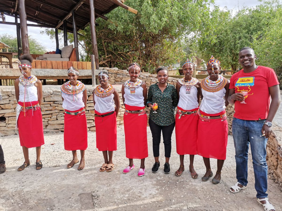 MuthuriKinyamu's tweet photo. Take me back to @SambElephLodge on the banks of Ewaso Nyiro river. There are 4 double villas and 6 family villas, the staff are such lovely hosts from the ladies, to our driver guide Robert and GM Silvester took care of us. S/O to Alfred for the bottomless G&amp;Ts. All inclusive🔥 https://t.co/Kbn3ZGFgst