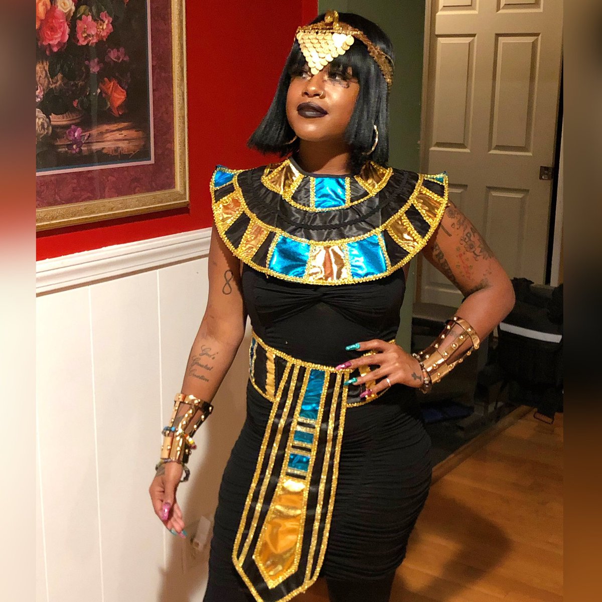 parispmusic's tweet photo. Halloween 21’ 🎃
🤴🏾👸🏽
#rapper #singer #ExplorePage #ParisP #Share #Cali #Memphis #Music #LAmodels #Fit #Fitness #Shoot #Model #SwaggyP #Swag #costume #TooSexy #Smooth #Libra #October #BreastCancer #Halloween #Dream #TrickOrTreat https://t.co/hLXl8hximg