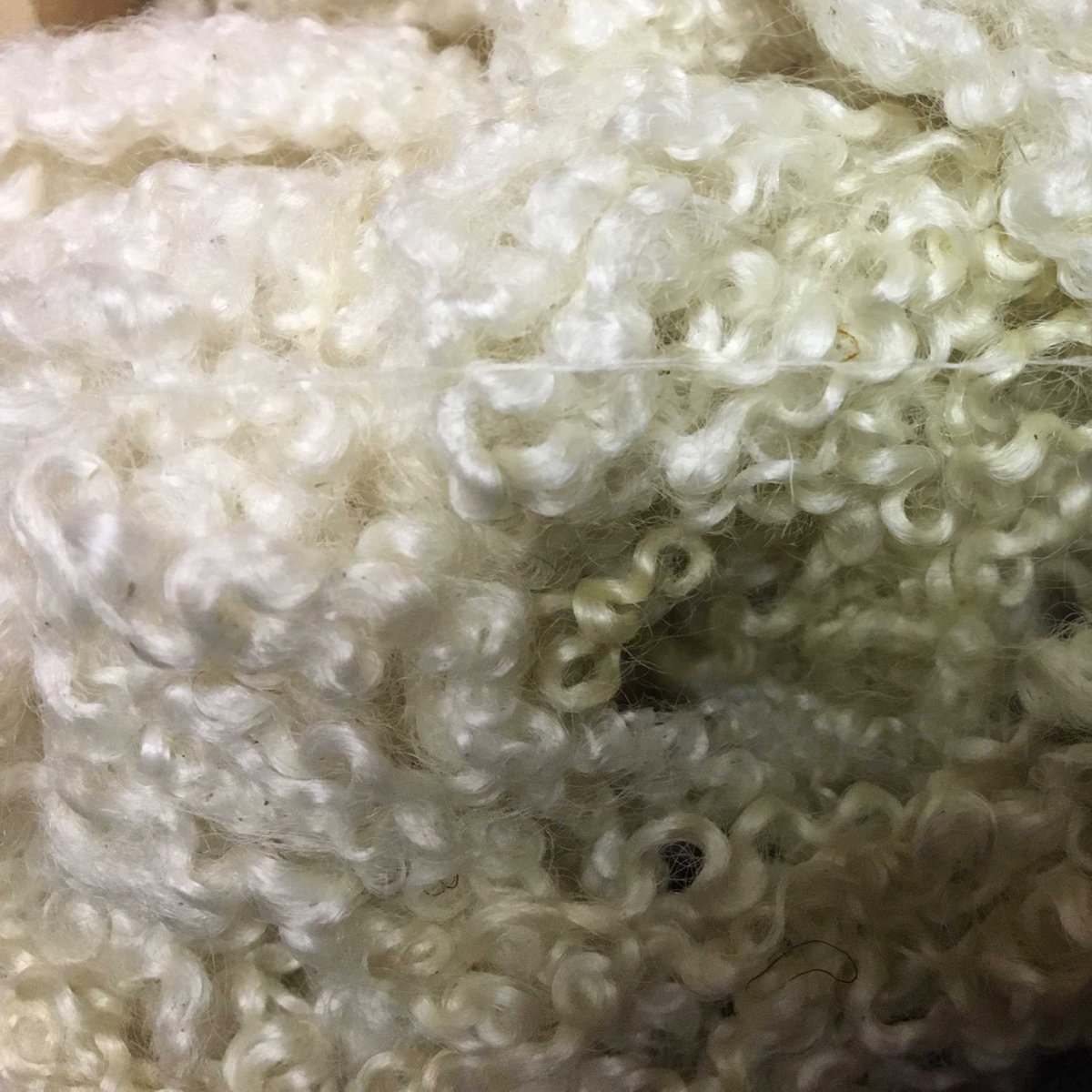 UllswaterFelt's tweet photo. It is day 1 of #wovember #whywool
It is #natural #sustainable #ecofriendly #biodegradable #sequesterscarbon #flameretardent #insulating #renewable #recycleable a multitude of uses! @DalefootCompost @thermafleeceUK @solidwool https://t.co/lwx9iQvXEb