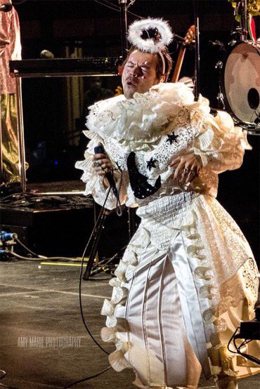 HLDTour's tweet photo. Harry Styles, live from Madison Square Garden. 
#Harryween👻
10.31.21

📸: @amymariephoto https://t.co/57BV9fLh9z