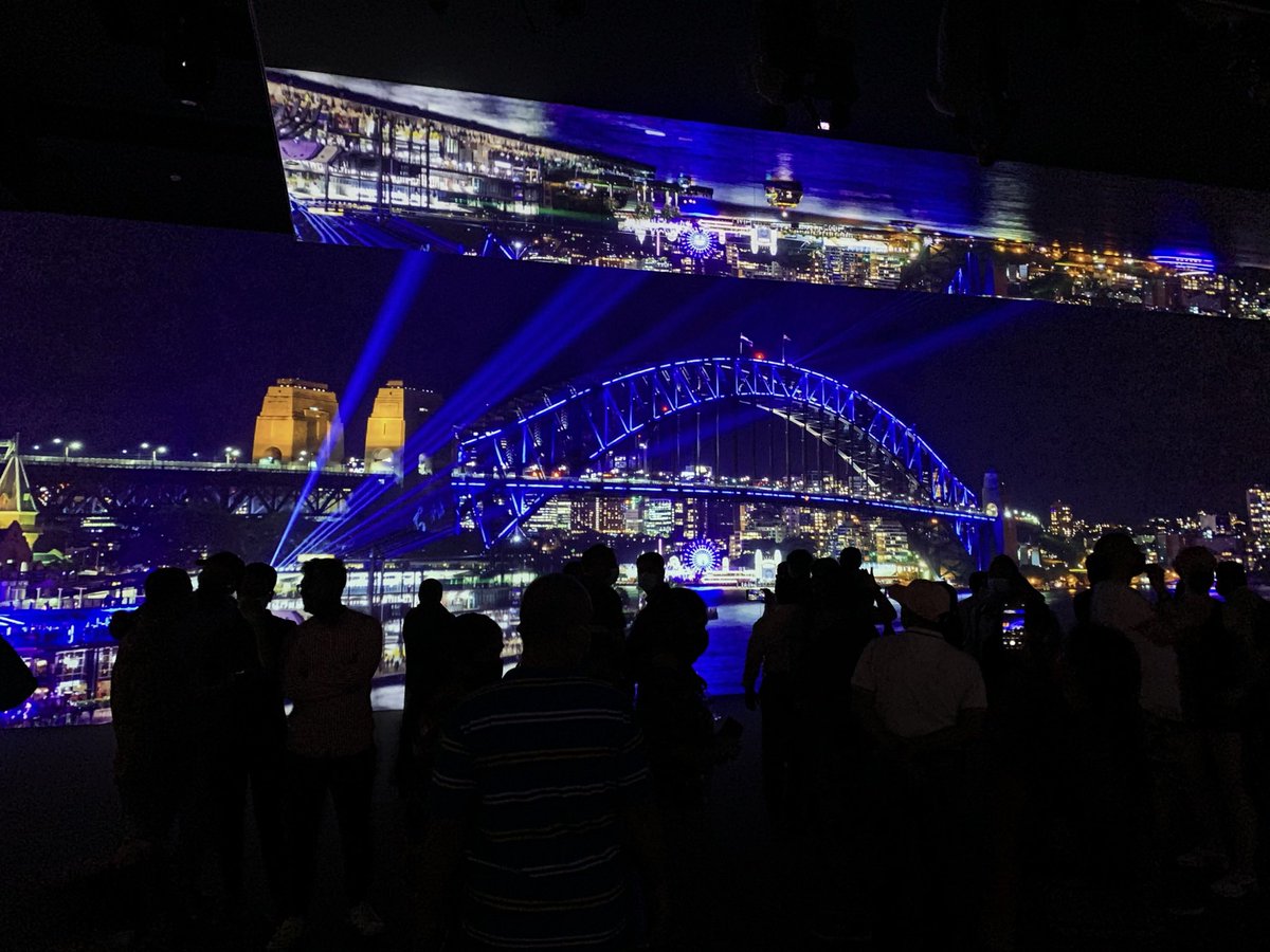 lisafryar's tweet photo. Happy Open Day Sydney!
#SeeYouSoon #NovemberOne https://t.co/ksgMuXZbNt