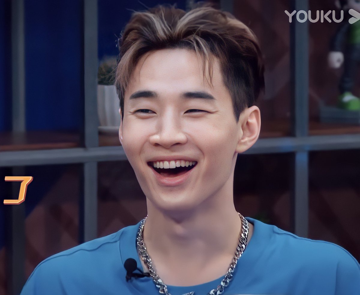 sunnydhey's tweet photo. im gonna miss #LetsChatS2 full of smiles Henry💙🥺
#헨리 #HenryLau #刘宪华 https://t.co/ny0saHWPDA