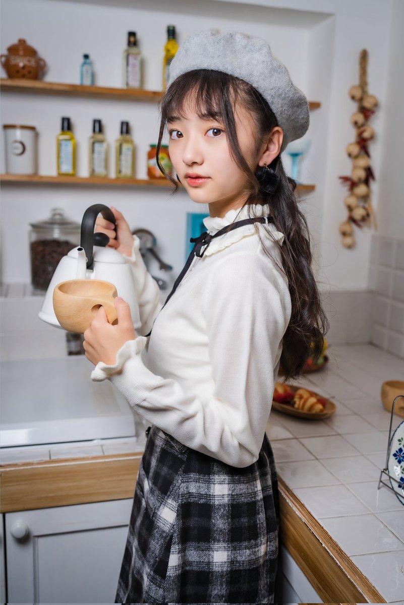 AndriFay7's tweet photo. Hikari Amano https://t.co/RWZDONkOtD