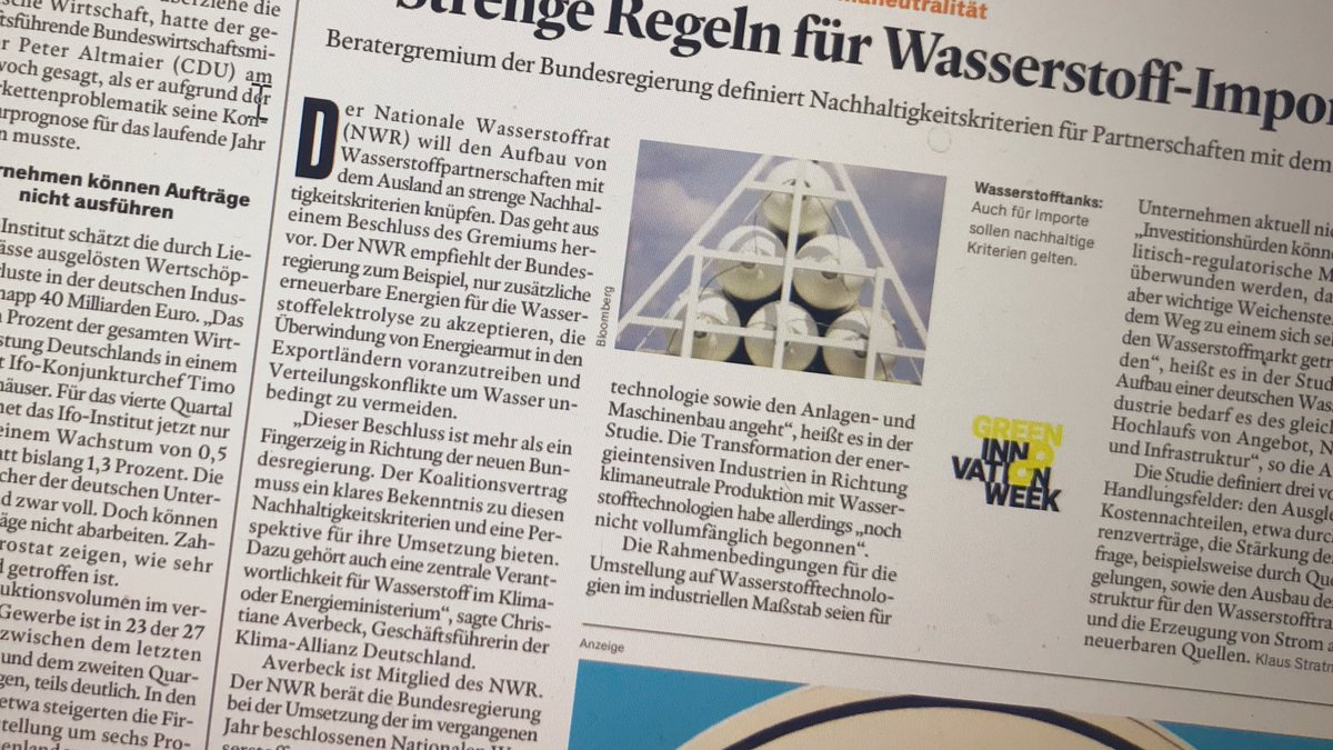 Das <a href="/handelsblatt/">Handelsblatt</a> greift heute die neue Studie "Reality-Check der Nationalen Wasserstoffstrategie" von <a href="/KASonline/">Adenauer-Stiftung</a> &amp; <a href="/EPICO_online/">EPICO</a> auf. Beim Aufbau einer 🇩🇪 Wasserstoffindustrie bedarf es des gleichzeitigen Hochlaufs von Angebot, Nachfrage &amp; Infrastruktur: kas.de/de/einzeltitel…