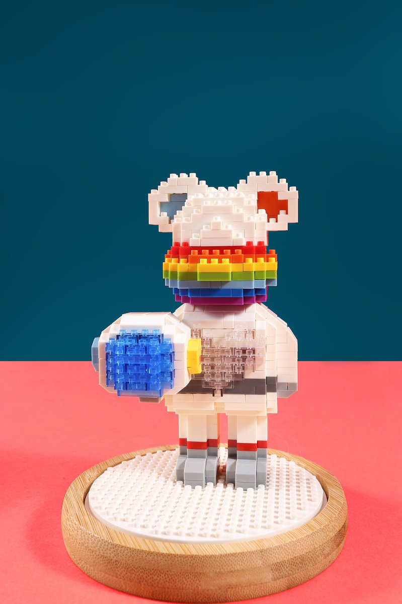 WiseHawkblock's tweet photo. Spacebaer!Come with light effects and display bottles!#wisehawkblock #nanoblock #lego #WiseHawk https://t.co/9aUzOlIDVM
