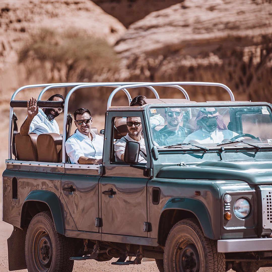 Destination_KSA's tweet photo. The three Michelin-starred chef Jason Atherton's new @MarayaSocial European restaurant in #AlUla, opened on Oct 27! Located on the rooftop of the iconic mirrored building, with 360 views of the stunning Ashar Valley.
@ExperienceAlUla 
#KSA #DestinationKSA https://t.co/8wJEla5Qkt