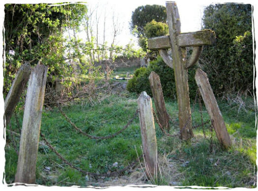 lorraineelizab6's tweet photo. 1 Nov: St Brugach, bishop of Ráith Maige Óenaig/Enaig (#Raymoghy, Co #Donegal). Some medieval remains on site (Dr Elva Johnston). ©Donegal Genealogy https://t.co/dsdKwKpnQJ https://t.co/GX5puZRZ1D