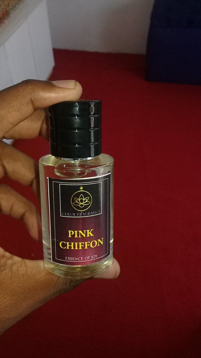 nillah_muhidin's tweet photo. Ladies back to default mode it's #NowVimba with #PinkChiffon from #CHLOEFRAGRANCE ubaoni 25,000/= dm for free deliver Dsm only 🙏 https://t.co/M8ug2t9pei